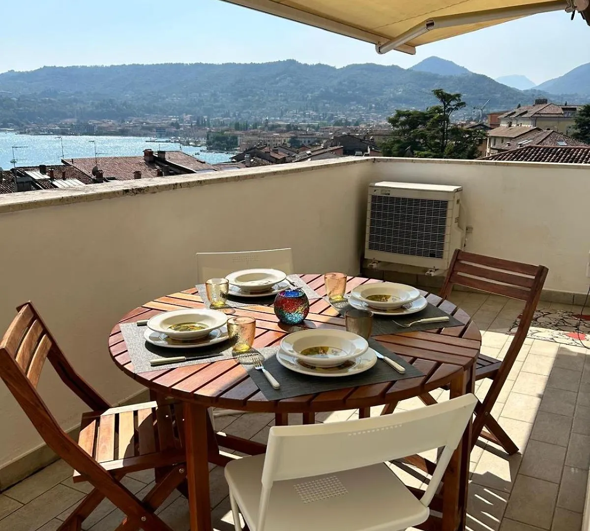 Apartment Mansarda Del Gallo Saló Italien