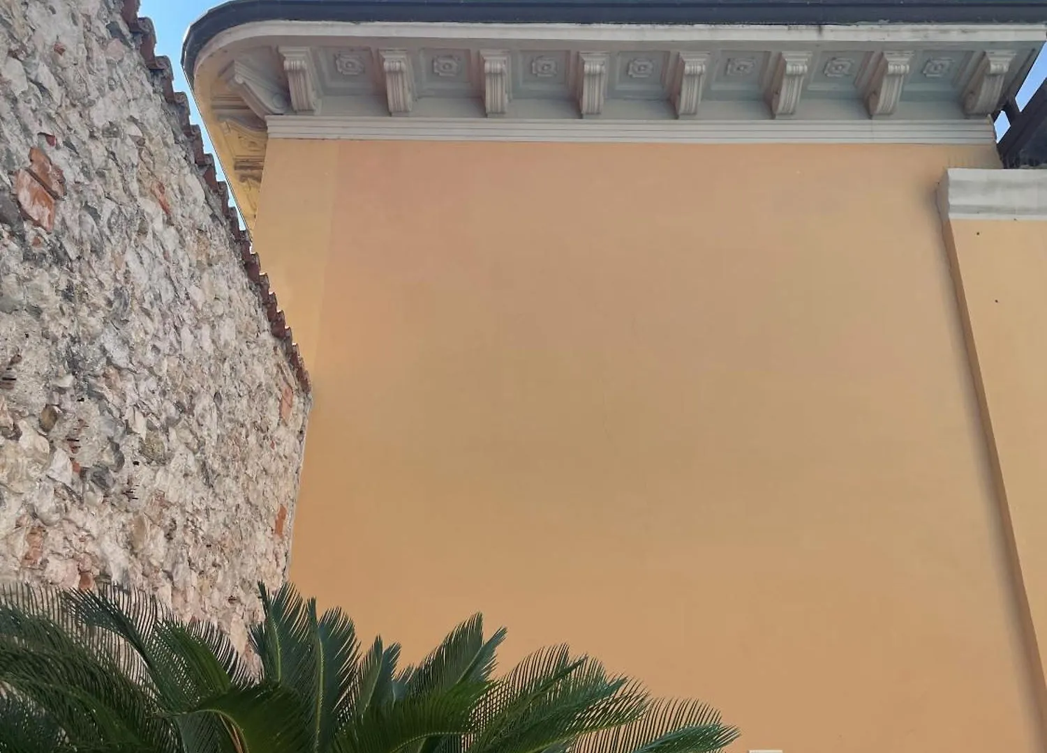 Apartment Mansarda Del Gallo Saló